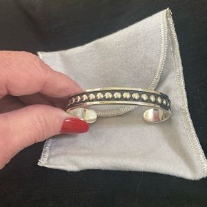 James Avery Beaded Bracelet!! In excellent shape!